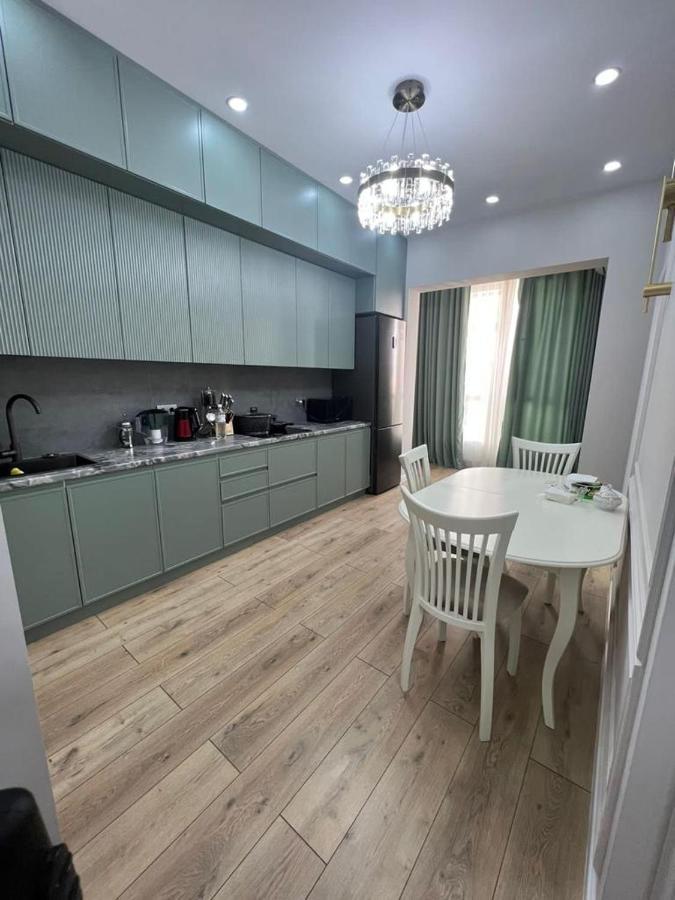 Business Apartamento Almaty Exterior foto