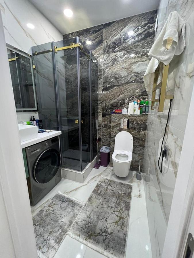 Business Apartamento Almaty Exterior foto